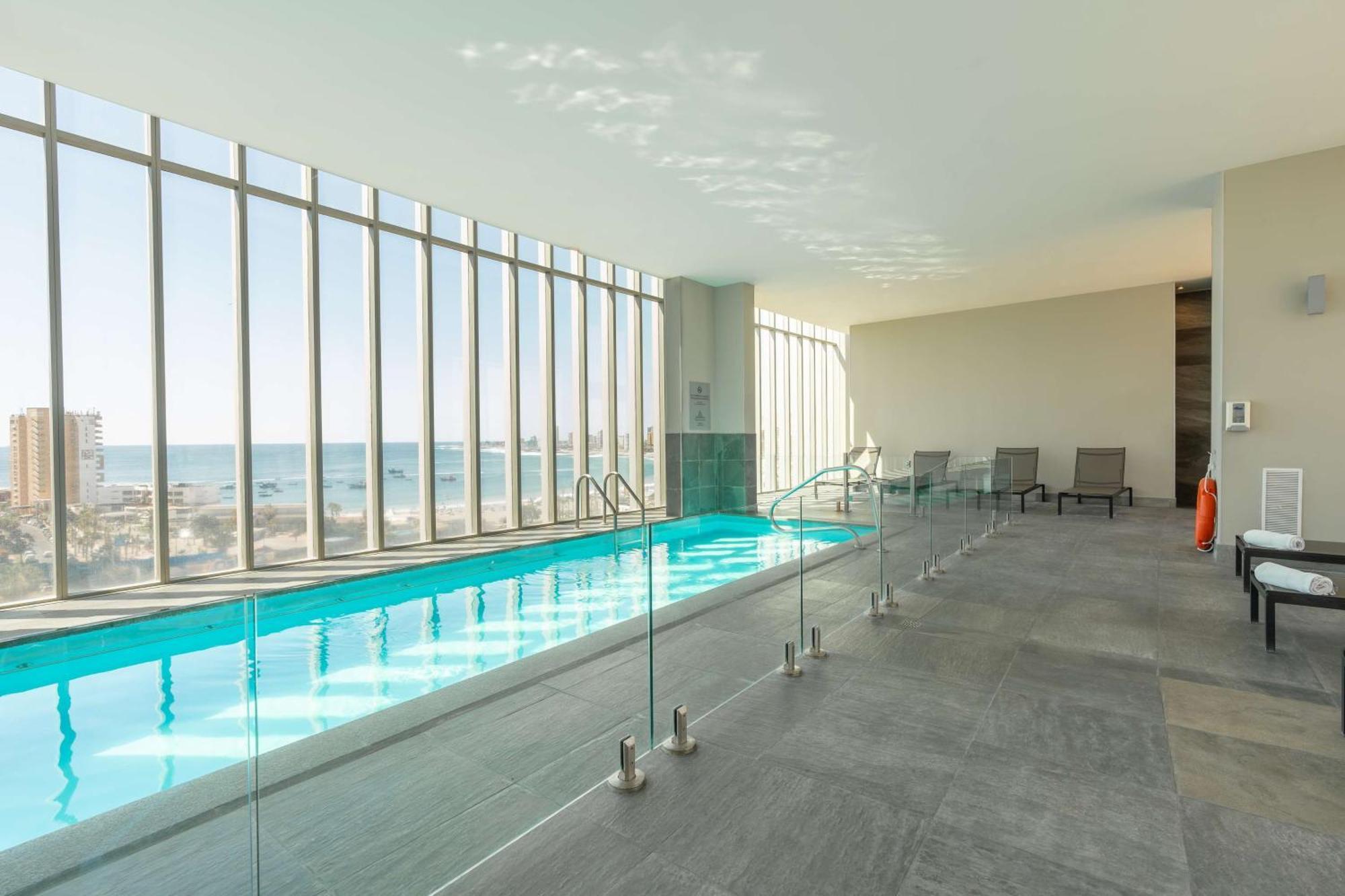 Hilton Garden 3*